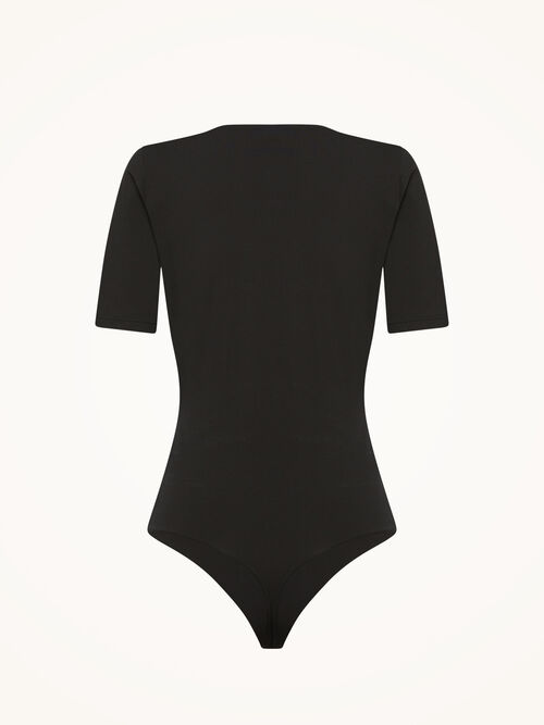 Deep V String Body