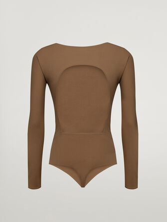 The Back-Cut-Out Body